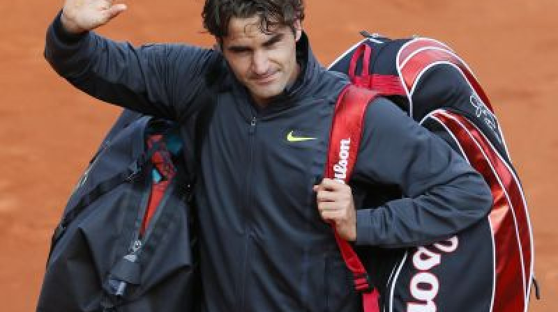 Rodžers Federers pēc zaudējuma Novakam Džokovičam ''French Open'' turnīra pusfinālā.
Foto: AFP