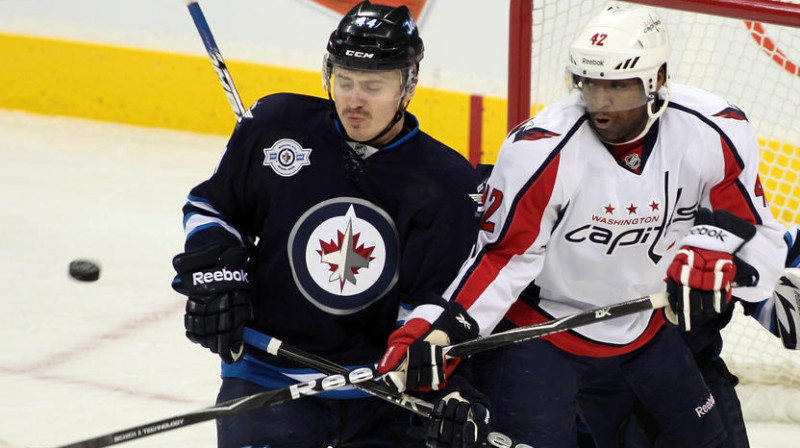 Artūrs Kulda Winnipeg Jets krāsās. Foto avots: nhl.com