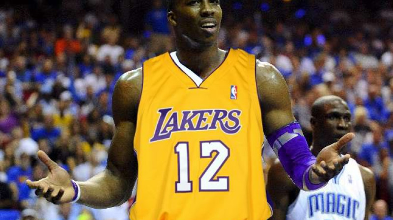 Dažādās virtuālajās vietnēs līdzjutēji jau izveidojuši kolāžas, kurās Hovards jau ir ietērpts "Lakers" formā.

Foto:lak.lc