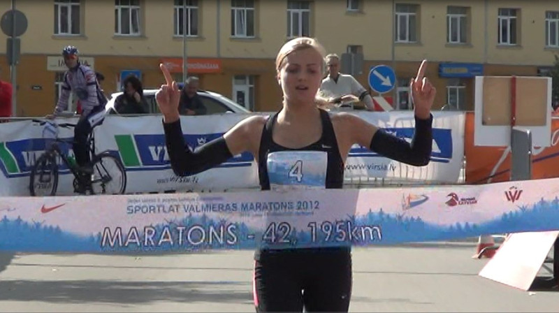 Anita Kažemāka - "Sportlat" Valmieras maratona uzvarētāja 2012. gadā
Foto: vocsports.lv