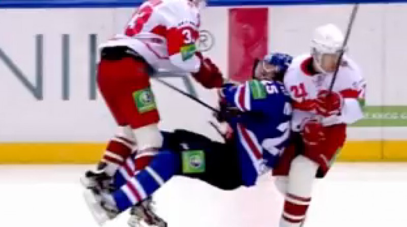 Spēka paņēmiens Nr. 3
Foto: no KHL video