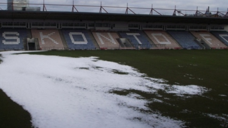 Šādi šobrīd izskatās "Skonto" stadions, tāpēc jātrenējas "Skonto" hallē
Foto: skontofc.com