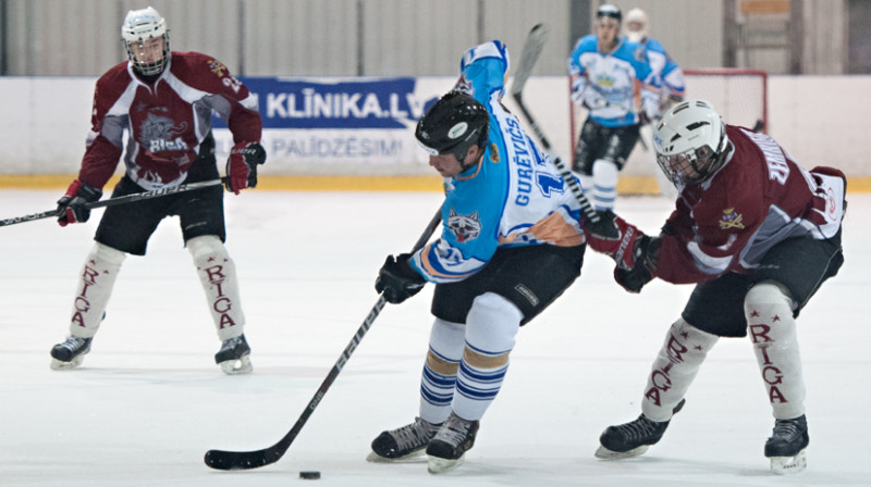 Vitālijs Gurēvičs (attēlā) spēlē pret SK Rīga96 izcēlās ar "hat-trick" un divām rezulatīvām piespēlēm.
Foto: Vladislavs Proškins