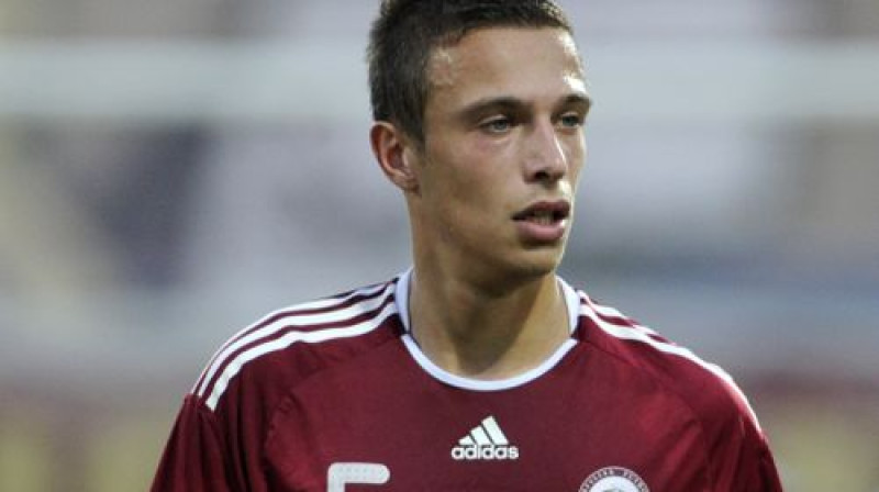 Antons Kurakins vēl Latvijas U-21 izlases kreklā
Foto: Romāns Kokšarovs, Sporta Avīze, f64