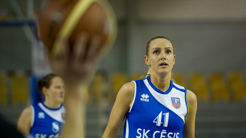 Zane Jākobsone un SK "Cēsis": čempionēm pirmais nopietnais pārbaudījums jaunajā sezonā - Nordea Basketbola līgā spēle ar "RSU/Merks"
Foto: Zigismunds Zālmanis