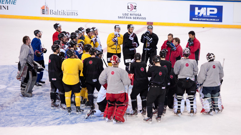 Latvijas hokeja izlase vakara treniņā "Arēnā Rīga"
Foto: Vladislavs Proškins