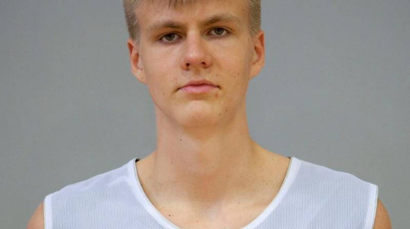 Kristaps Porziņģis: Liepājas basketbola pārstāvis Latvijas U18 izlasē.
Foto: basket.lv