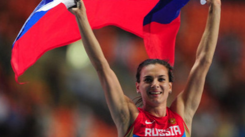 Jeļena Isinbajeva plāno atgriezties sportā, lai startētu Riodežaneiro olimpiskajās spēlēs 
Foto: AFP / Scanpix