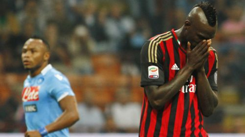 Mario Balotelli satriekts pēc nerealizētā 11 metru soda sitiena
Foto: LaPresse/Scanpix