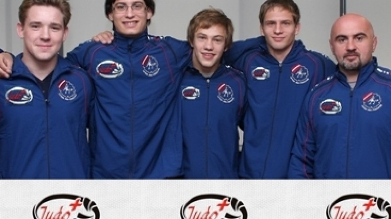 Gļebs Talalujevs (pirmais no kreisās)
Foto: judo.org.lv