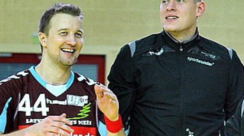 Evars Klešniks un Dainis Krištopāns
Foto: Foto: Juris Bērziņš-Soms, handball.lv