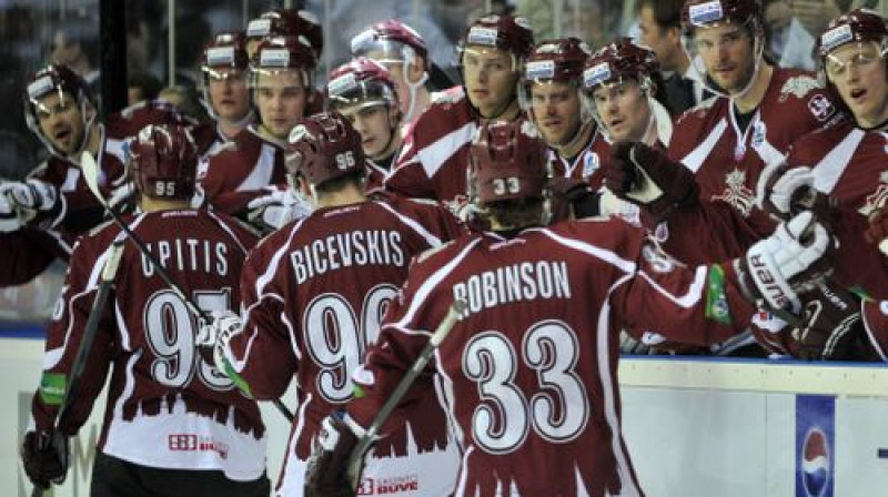 "Dinamo" hokejisti vārtu guvumu varēja atzīmēt bieži
Foto:F64/Romāns Kokšarovs