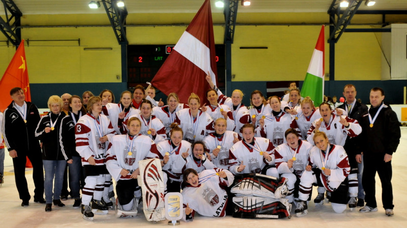 Latvijas hokejistes čempionātu noslēdz ar perfektu bilanci
Foto: Romualds Vambuts