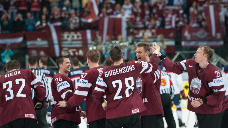 Latvijas hokeja izlase uz Minskas ledus 
Foto: Vladislavs Proškins, F64