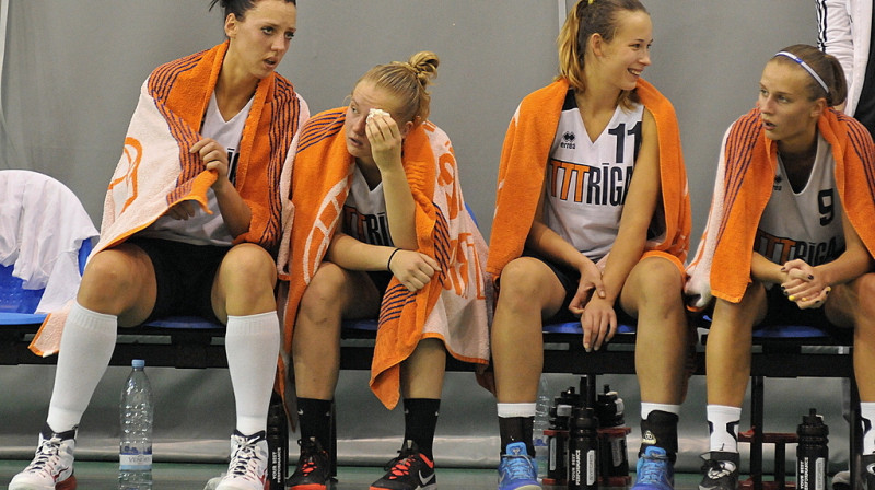 TTT basketbolistes Ieva Kūlīte, Kate Krēsliņa, Rūta Veidere un Kitija Laksa
Foto: Romualds Vambuts