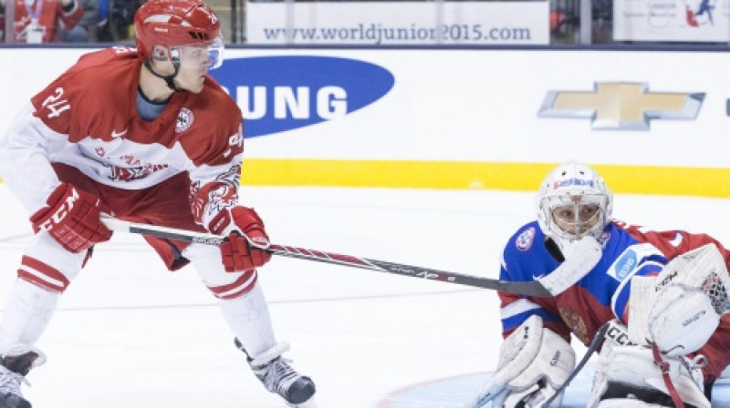 Nikolajs Ēlerss krievu vārtu priekšā
Foto: AP/Scanpix