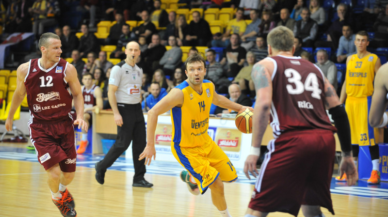 Kristaps Janičenoks ar 14 punktiem bija rezultatīvākais spēlētājs BK Ventspils rindās.
foto:bkventspils.lv