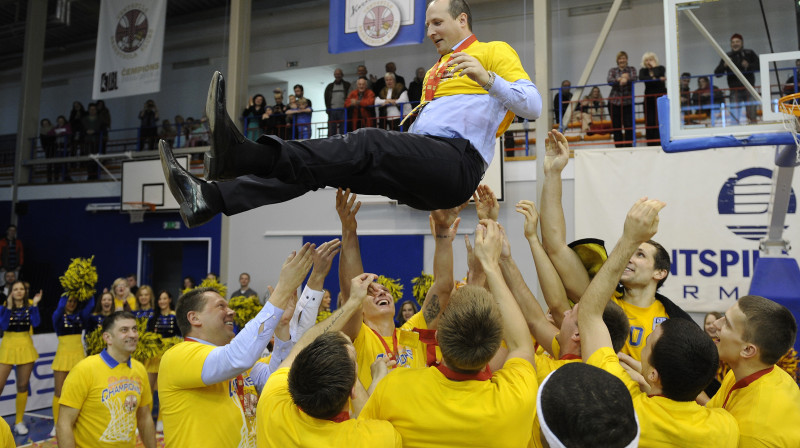 2013. gada pavasarī Ventspils kļuva par BBL čempioniem. Jau šodien ir iespēja ielikt pamatus otrajam čempionu titulam.
foto: Romāns Kokšarovs (Sporta Avīze)