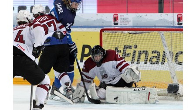 Par mača labāko spēlētāju Latvijas izlases rindās tika atzīts vārtsargs Gustavs Grigals
Foto:  Francois Laplante/HHOF-IIHF Images