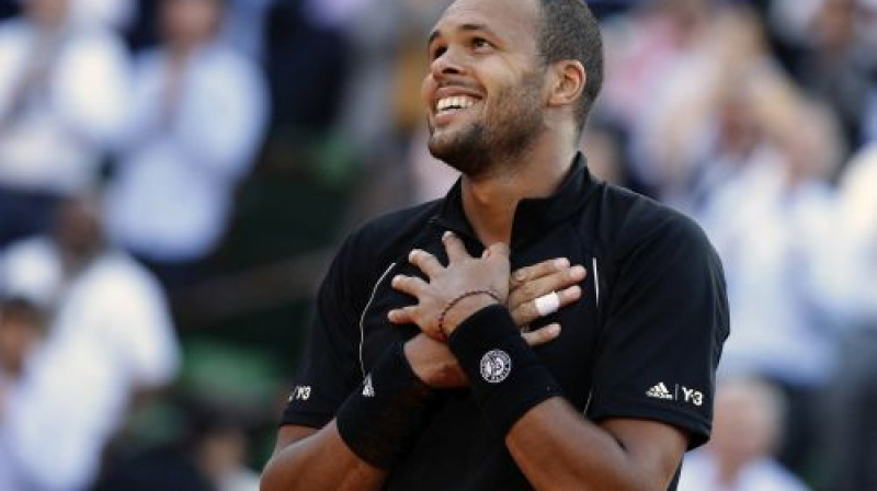 Žo-Vilfrīds Tsonga otro reizi spēlēs "French Open" pusfinālā
Foto: AP/Scanpix