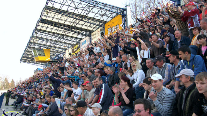 Daugavpils "Lokomotīves" motostadiona tribīnes svētdien vakarā būs pilnas.