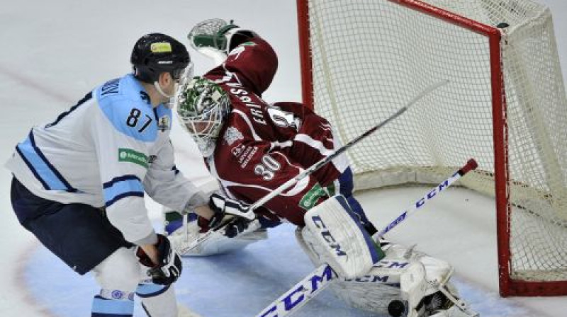 Jūakims Ēriksons pret Novosibirskas "Sibir"
Foto: Romāns Kokšarovs, Sporta Avīze, f64