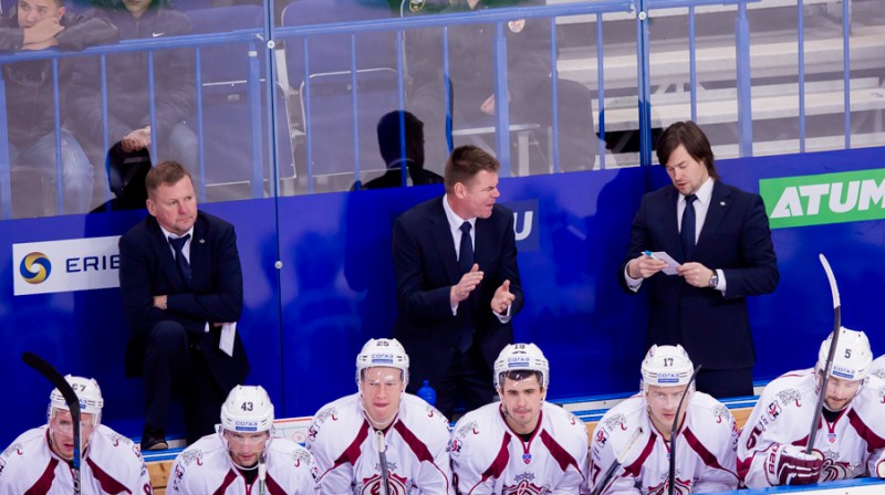 Kari Heikile, Raimo Helminens, Aleksandrs Ņiživijs
Foto: hcsalavat.ru