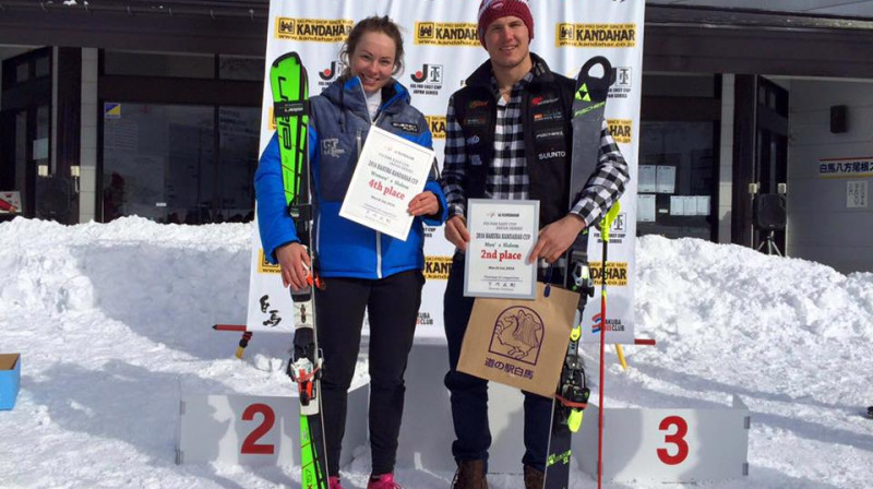 L.Gasūna un K.Zvejnieks priecīgi pēc labā starta 1.martā. Foto: no sportistu personīgā arhīva.