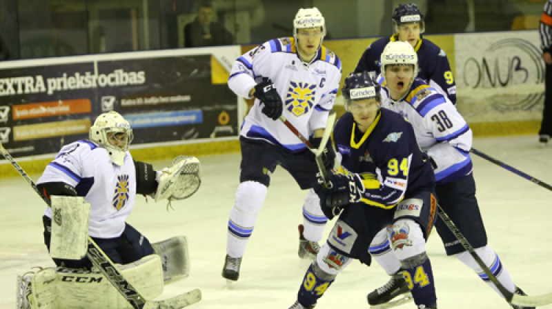 Moments no spēles starp HK "Kurbads" un "HS Rīga"
Foto: Ritvars Raits