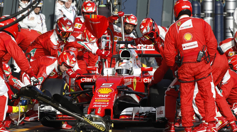 Sebastians Fetels pitstopā
Foto: TT NYHETSBYRÅN/Scanpix