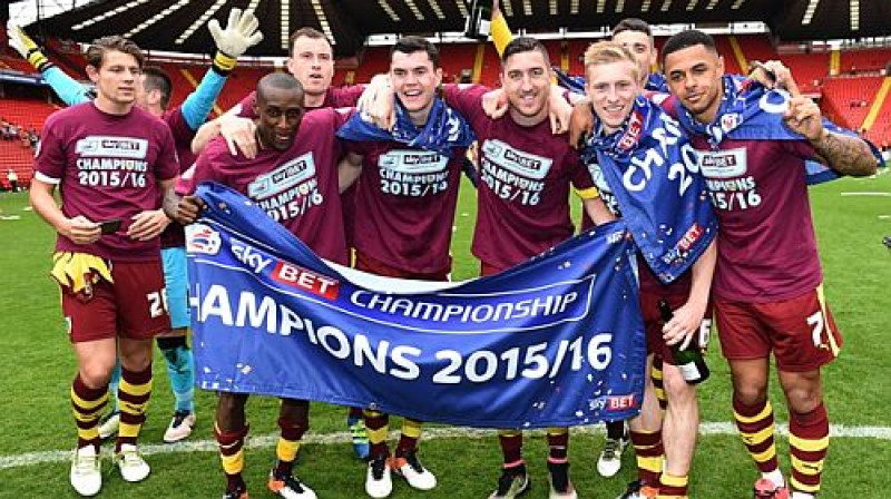 Anglijas pēc spēka otrās līgas čempioni ''Burnley''
Foto: http://www.burnleyfootballclub.com/