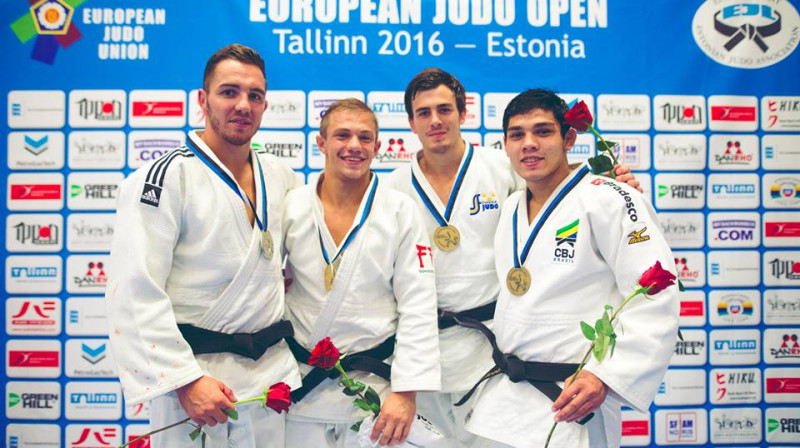 Dmitrijs Fedosejenkovs (otrais no kreisās)
Foto: European Judo Union