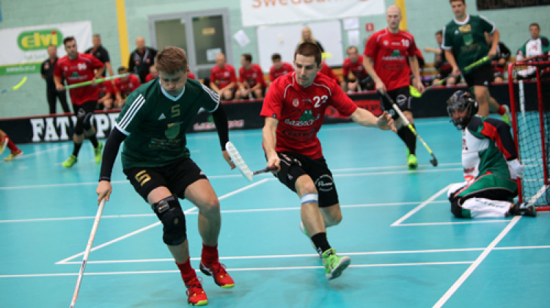 Moments no spēles starp "Lielvārde/FatPipe" un "Talsi/Irlava"
Foto: Ritvars Raits, floorball.lv