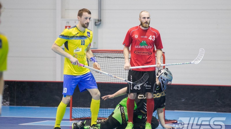 Mārtiņš Rajeckis un Sandris Virsnītis joprojām ir starp klubu vadošajiem spēlētājiem
Foto: Floorball.lv