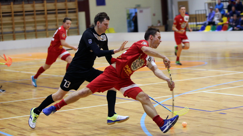 Artis Raitums gūst pirmos vārtus pēc atgriešanās Talsu komandā
Foto: Ritvars Raits, floorball.lv