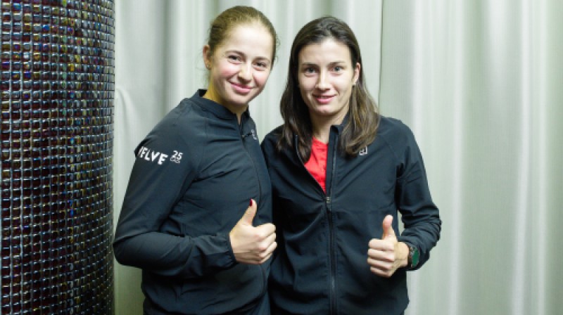 Aļona Ostapenko un Anastasija Sevastova
Foto: Dmitrijs Suļžics, F64