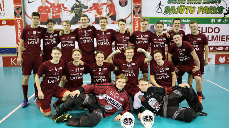 Latvijas junioru izlases pirmais sastāvs
Foto: Ritvars Raits, floorball.lv