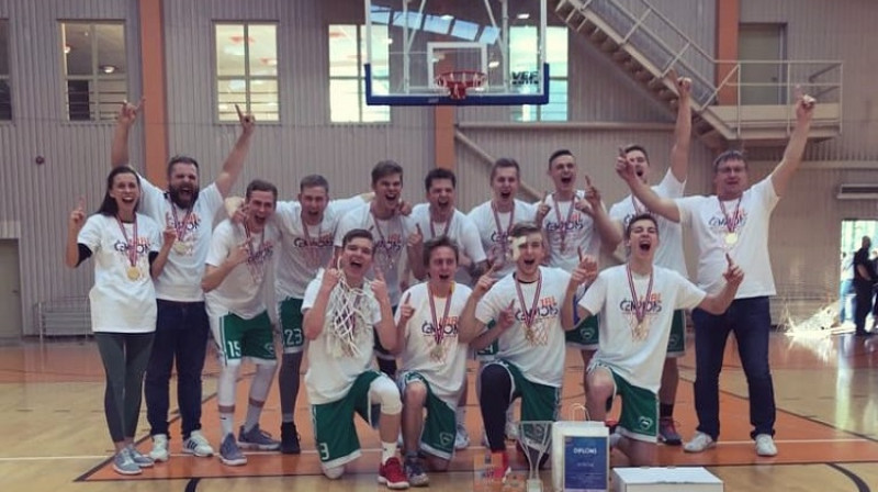 Valmieras U19 basketbolisti: Latvijas čempioni
Foto: Valmiera