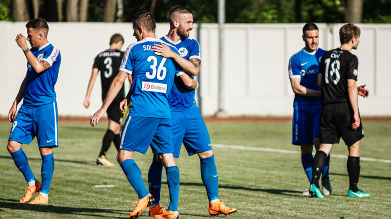 Iepriekšējās trīs tikšanās reizēs laukumu kā uzvarētāji pametuši RFS futbolisti. Foto: Kaspars Volonts, fkrfs.lv