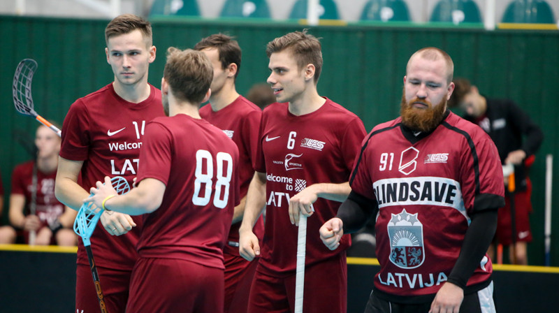 Latvijas izlases florbolisti Prešovā. Foto: Ritvars Raits, floorball.lv