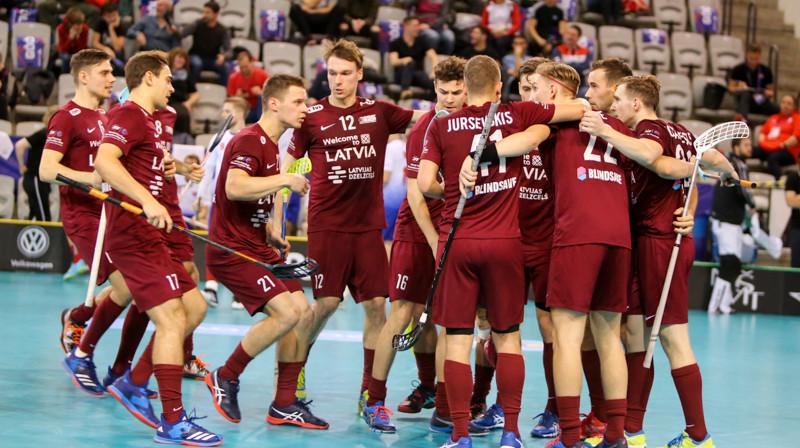 Latvijas izlase pasaules čempionātā Prāgā. Foto: Ritvars Raits, floorball.lv