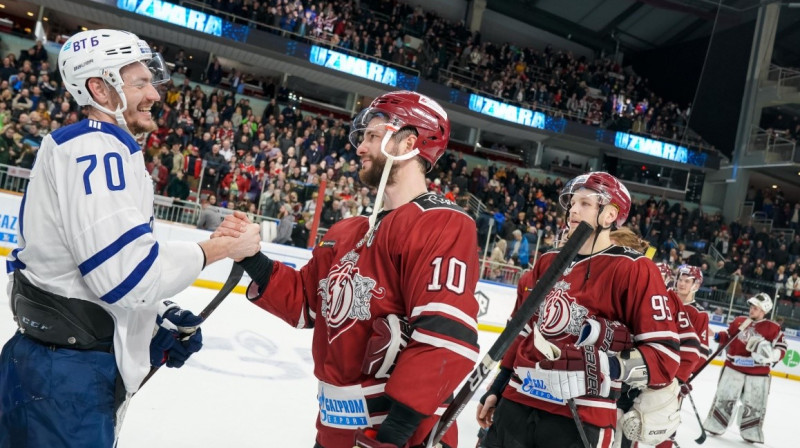 Lauris Dārziņš Rīgas ''Dinamo'' kapteiņa stafeti pārņēma tieši no Mika Indraša. Foto: Raimonds Volonts/dinamoriga.lv