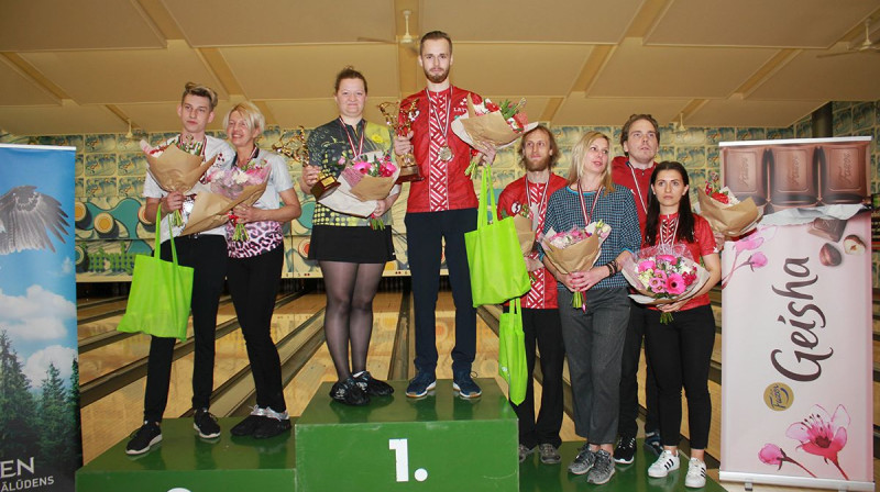 Latvijas boulinga čempionāta medaļnieki. Foto: Latvijas Boulinga federācija