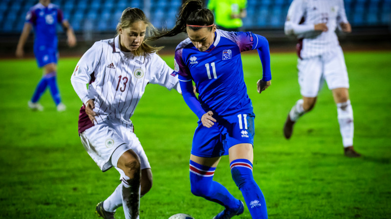 Sandra Voitāne spēlē pret Islandi / Foto: Nora Krevņeva-Baibakova