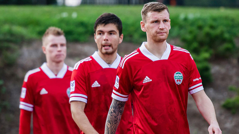 Jevgeņijs Berjozkins, Eduards Tidenbergs un Valērijs Garbačiks. Foto: FK Liepāja