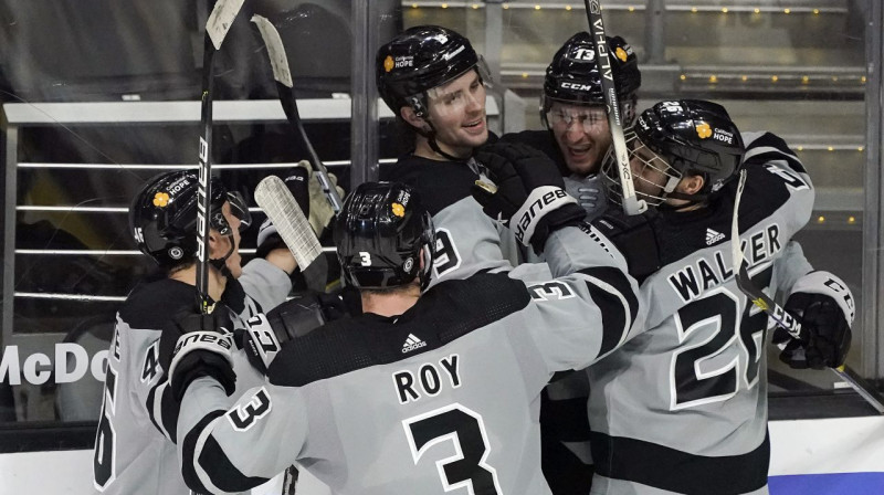 Losandželosas ''Kings'' hokejisti. Foto: AP/Scanpix