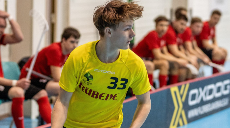 Markuss Dumpis cīnās par sezonas rezultatīvākā debitanta godu
Foto: Floorball.lv