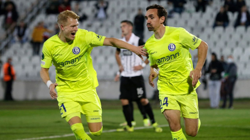 "Gent" futbolisti svin vārtu guvumu. Foto: Andrej Čukič/EPA/Scanpix