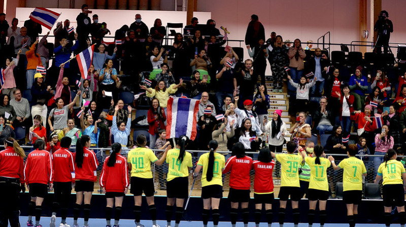 Taizemes valstsvienība nevar sūdzēties par līdzjutēju trūkumu
Foto: IFF Floorball