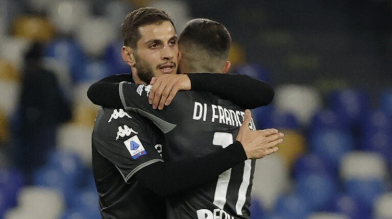 ''Empoli'' futbolisti atzīmē panākumu. Foto: REUTERS/Scanpix